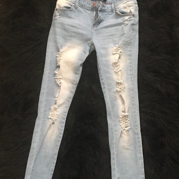 Women’s Jeans - Picture 1 of 3